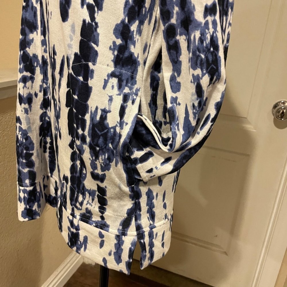 Ellen Tracy Women's Cozy V-neck Tunic with Pockets Color: Multicolor - Picture 3 of 5